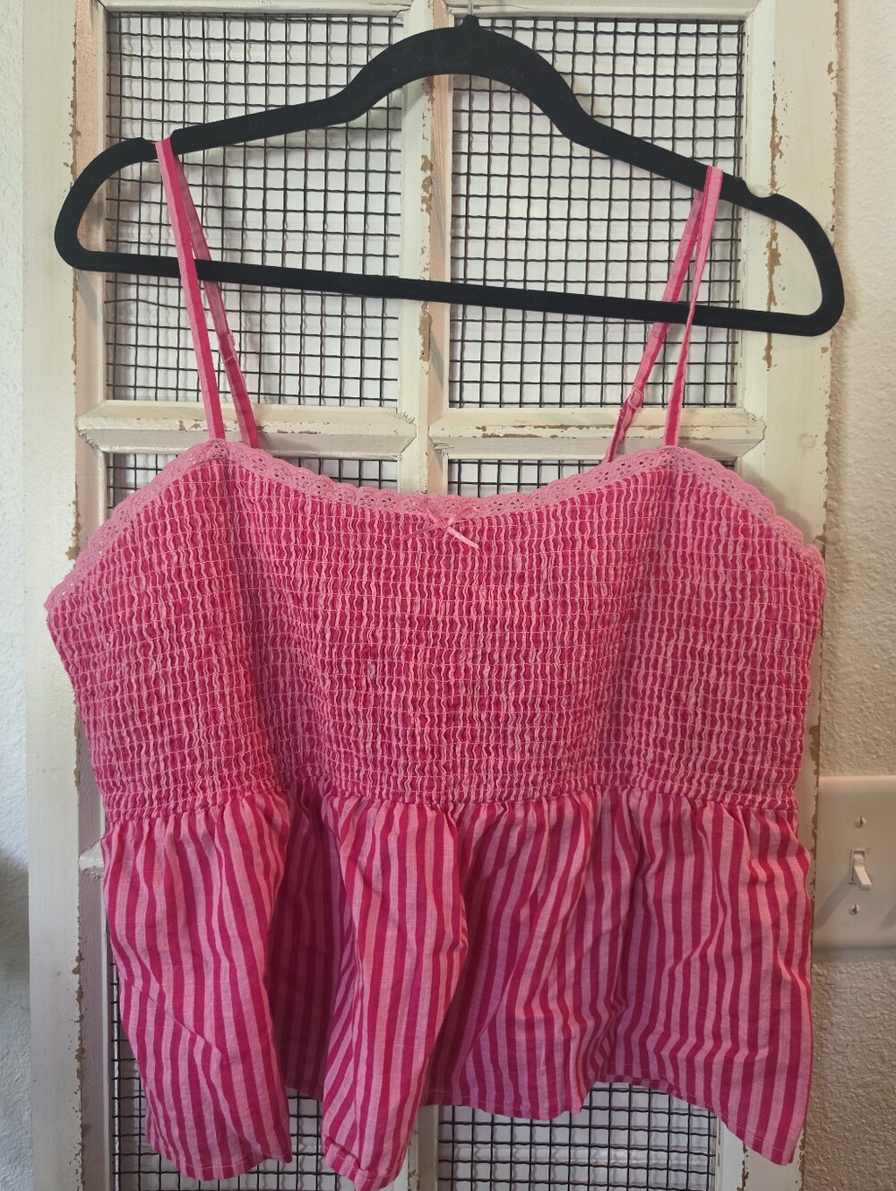 Pink Tank